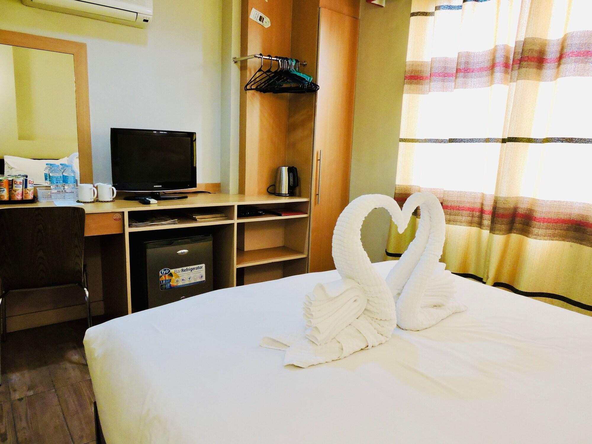 Tinhat Halal حلال Certified Boutique Hotel And Restaurant Davao City Екстериор снимка