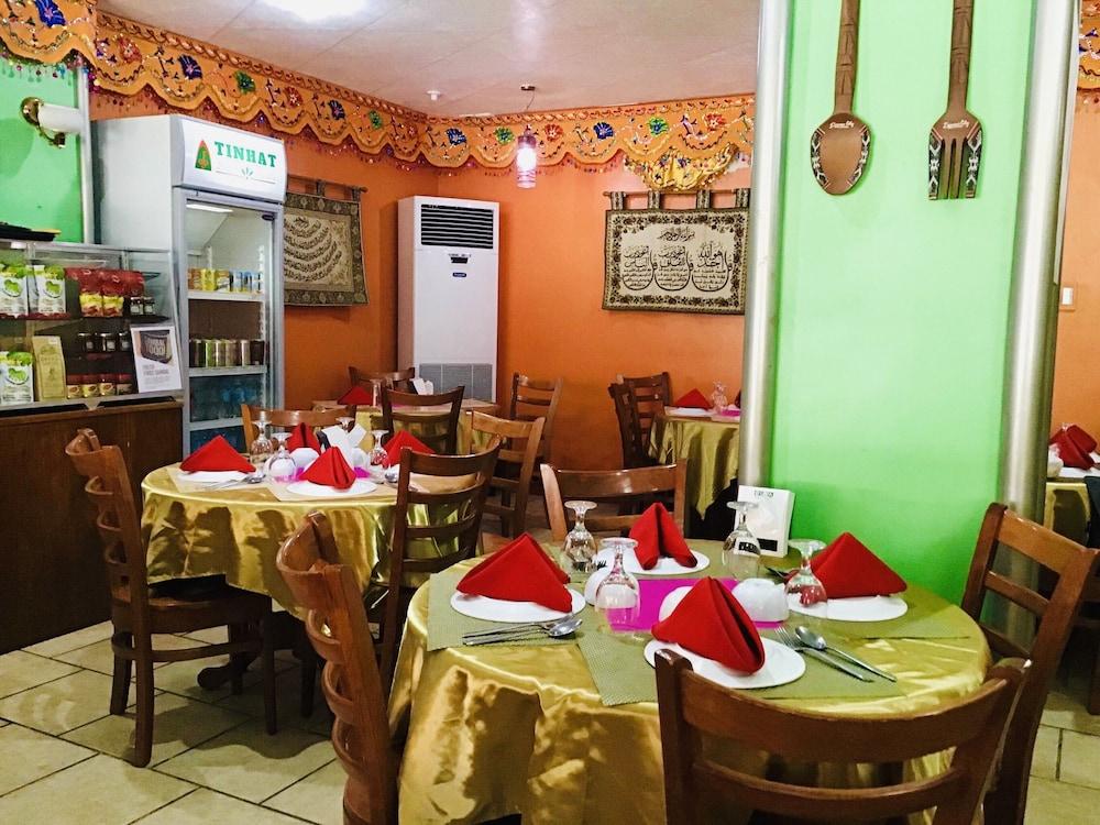 Tinhat Halal حلال Certified Boutique Hotel And Restaurant Davao City Екстериор снимка