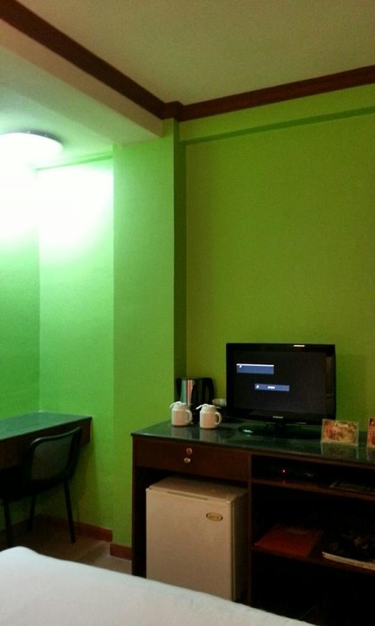 Tinhat Halal حلال Certified Boutique Hotel And Restaurant Davao City Екстериор снимка