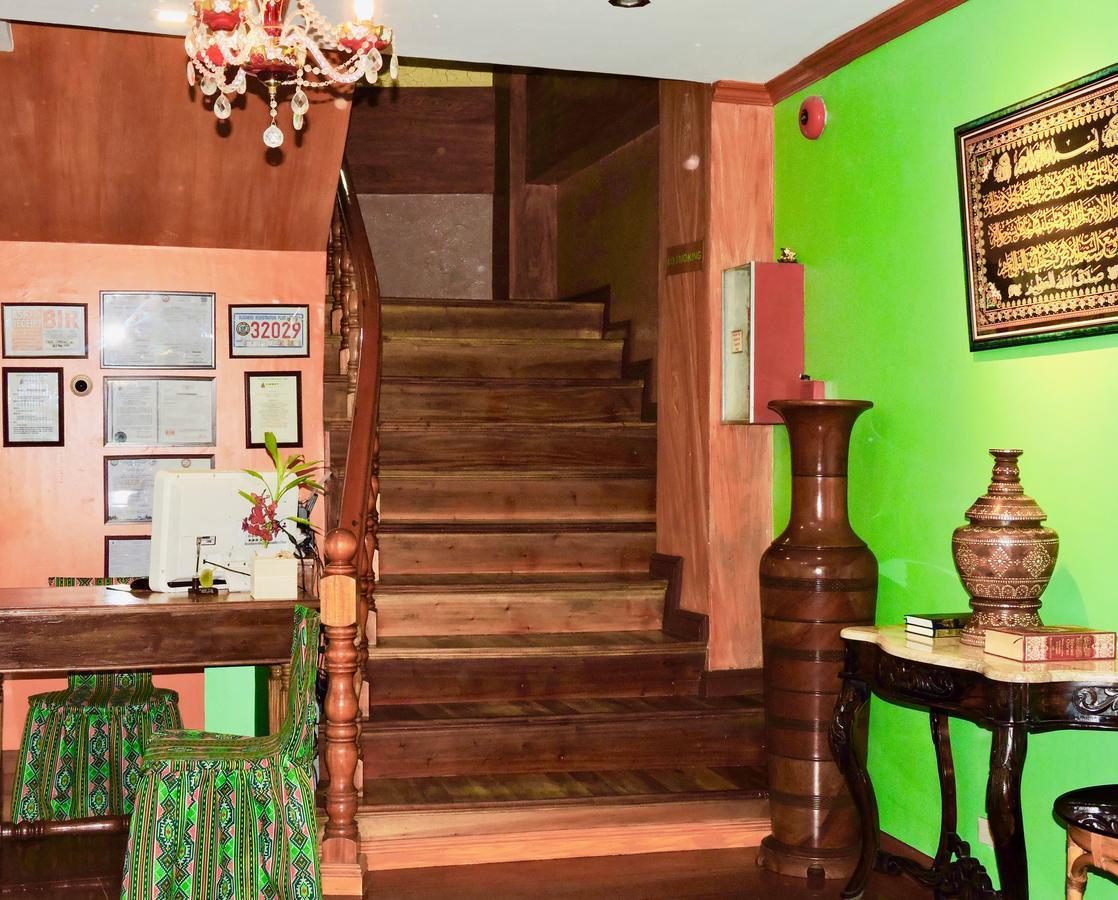 Tinhat Halal حلال Certified Boutique Hotel And Restaurant Davao City Екстериор снимка