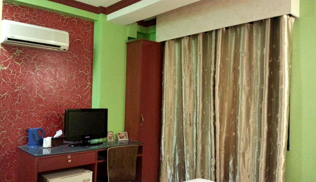 Tinhat Halal حلال Certified Boutique Hotel And Restaurant Davao City Екстериор снимка
