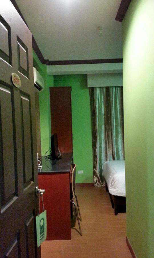 Tinhat Halal حلال Certified Boutique Hotel And Restaurant Davao City Екстериор снимка