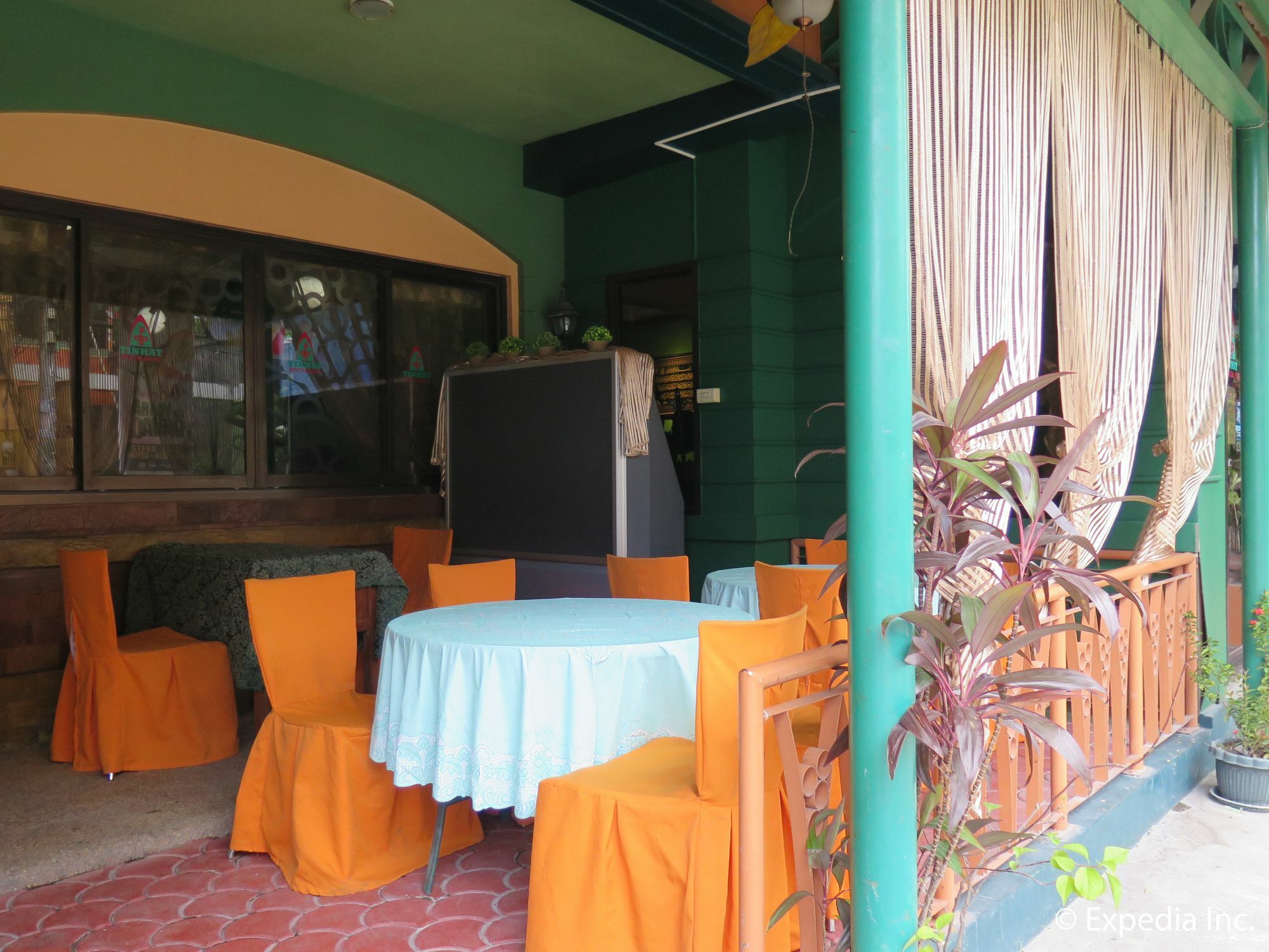 Tinhat Halal حلال Certified Boutique Hotel And Restaurant Davao City Екстериор снимка